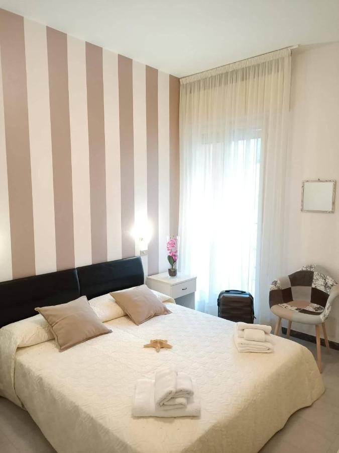 Hotel Cristoforo Colombo Cesenatico Esterno foto