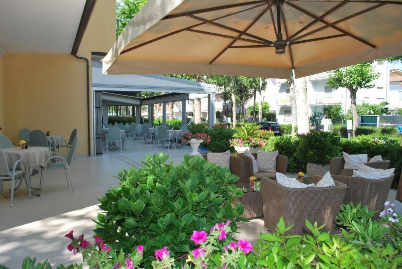 Hotel Cristoforo Colombo Cesenatico Esterno foto