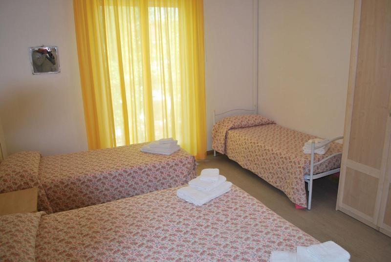 Hotel Cristoforo Colombo Cesenatico Esterno foto