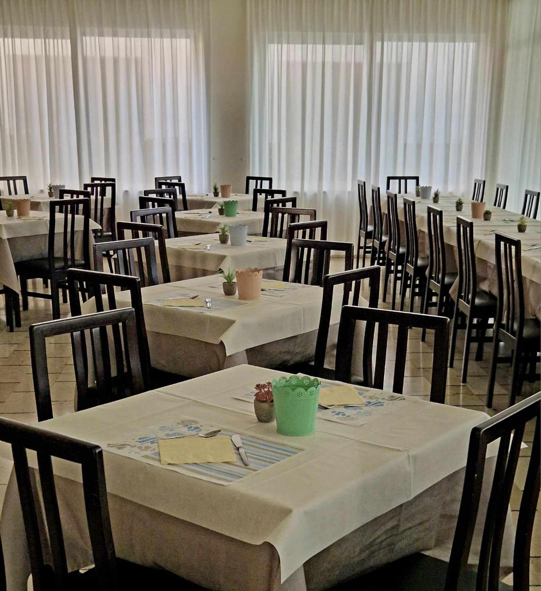 Hotel Cristoforo Colombo Cesenatico Esterno foto